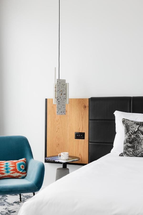 Ebb-ダニーデン エクステリア 写真 A pendant light