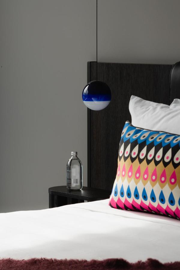 Ebb-ダニーデン エクステリア 写真 The 2014 edition of the hotel's water bottle