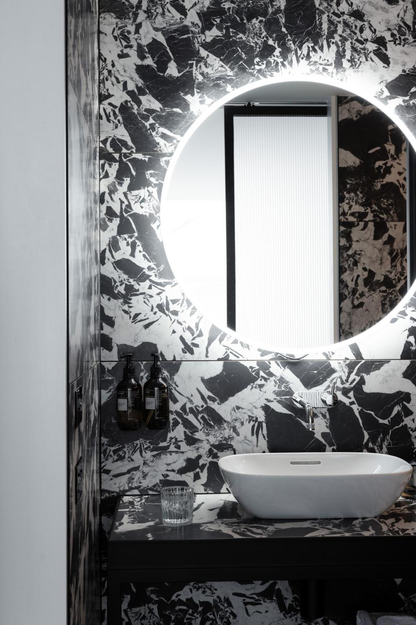 Ebb-ダニーデン エクステリア 写真 Bathroom in the hotel